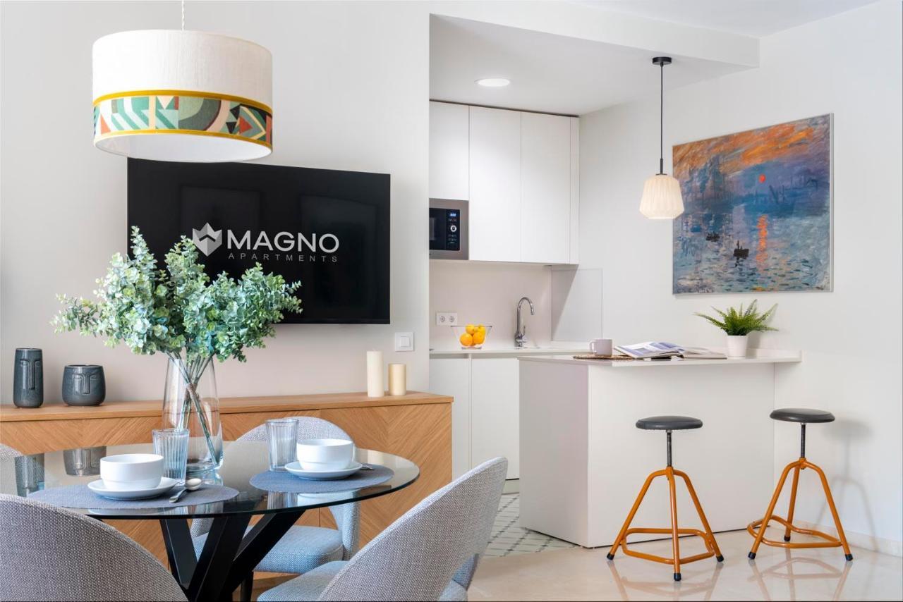 Magno Apartments Ruisenor Seville Exterior photo